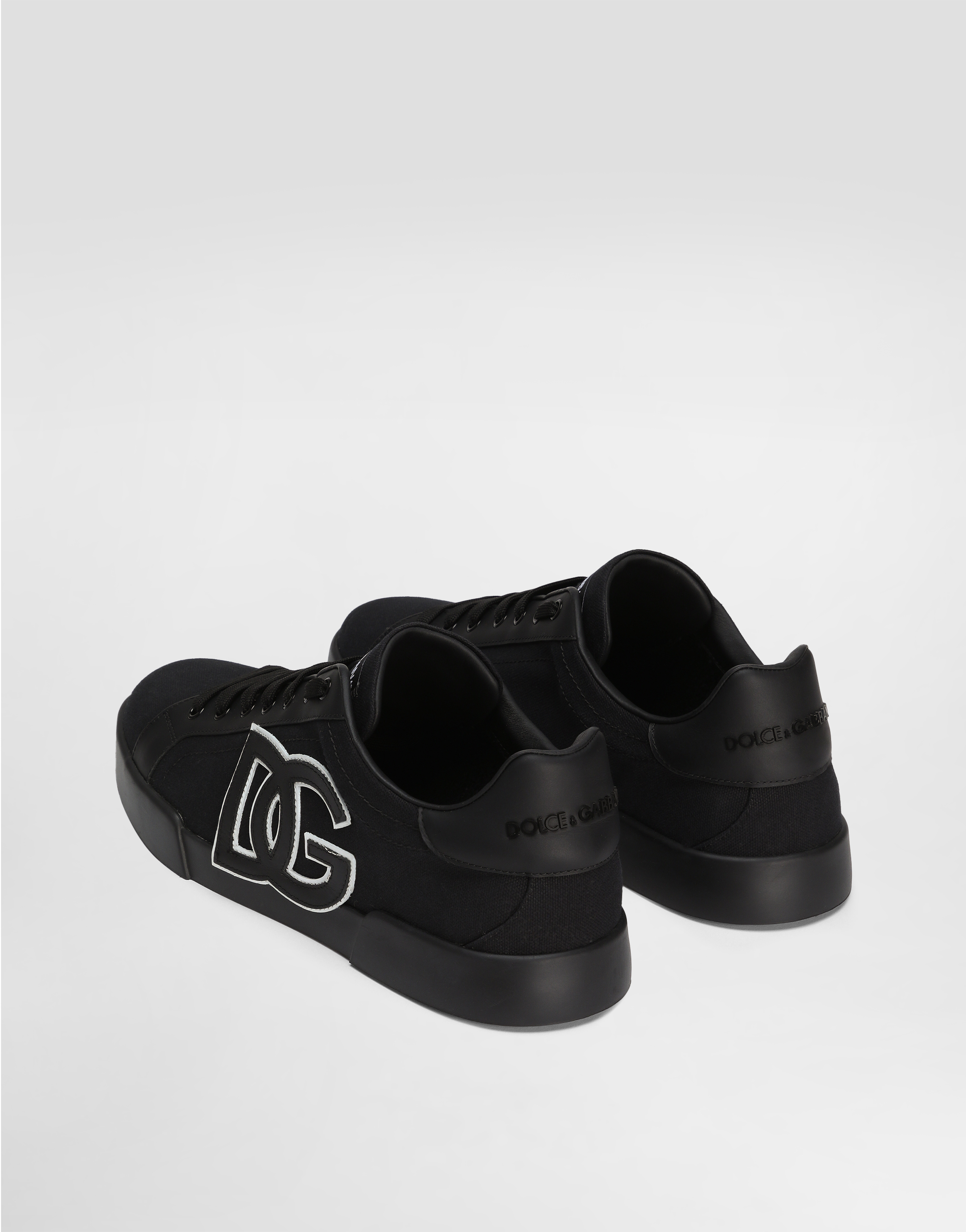 Dolce & Gabbana Sneakers With A Logo Patch In Black