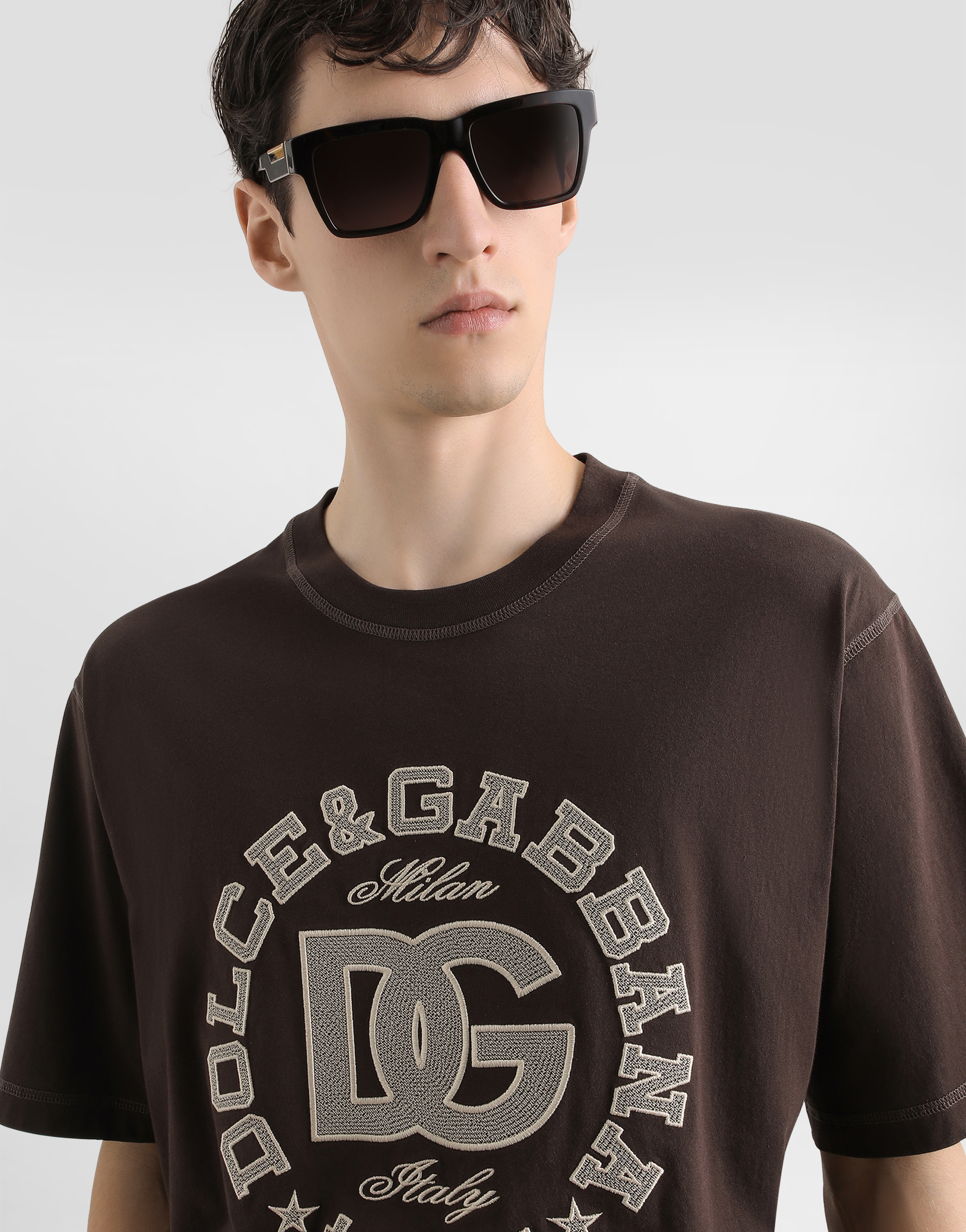 Cotton t-shirt with embroidery