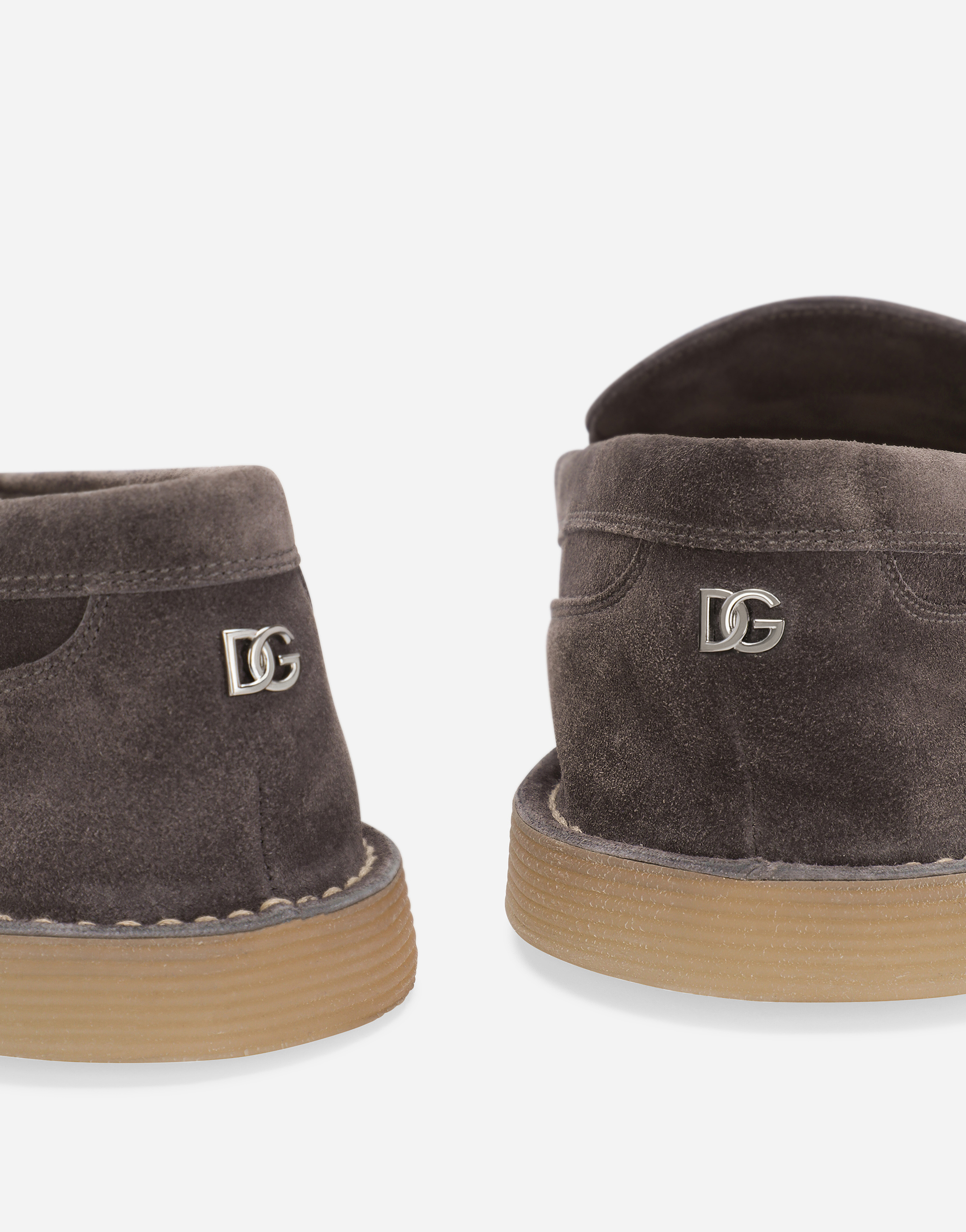 Dolce & Gabbana Logo Suede Loafers In Grigio