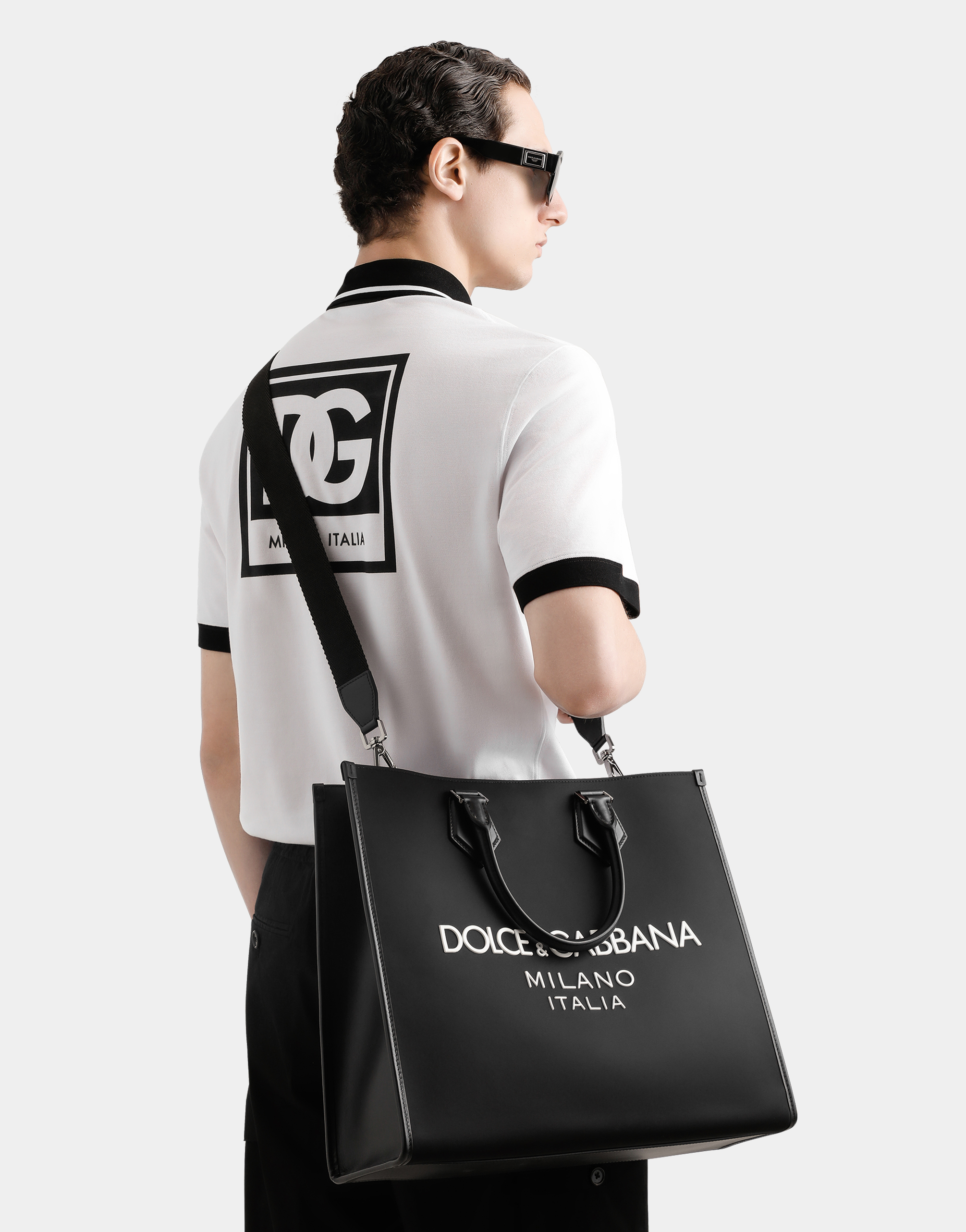 Large nylon shopper with rubberized logo