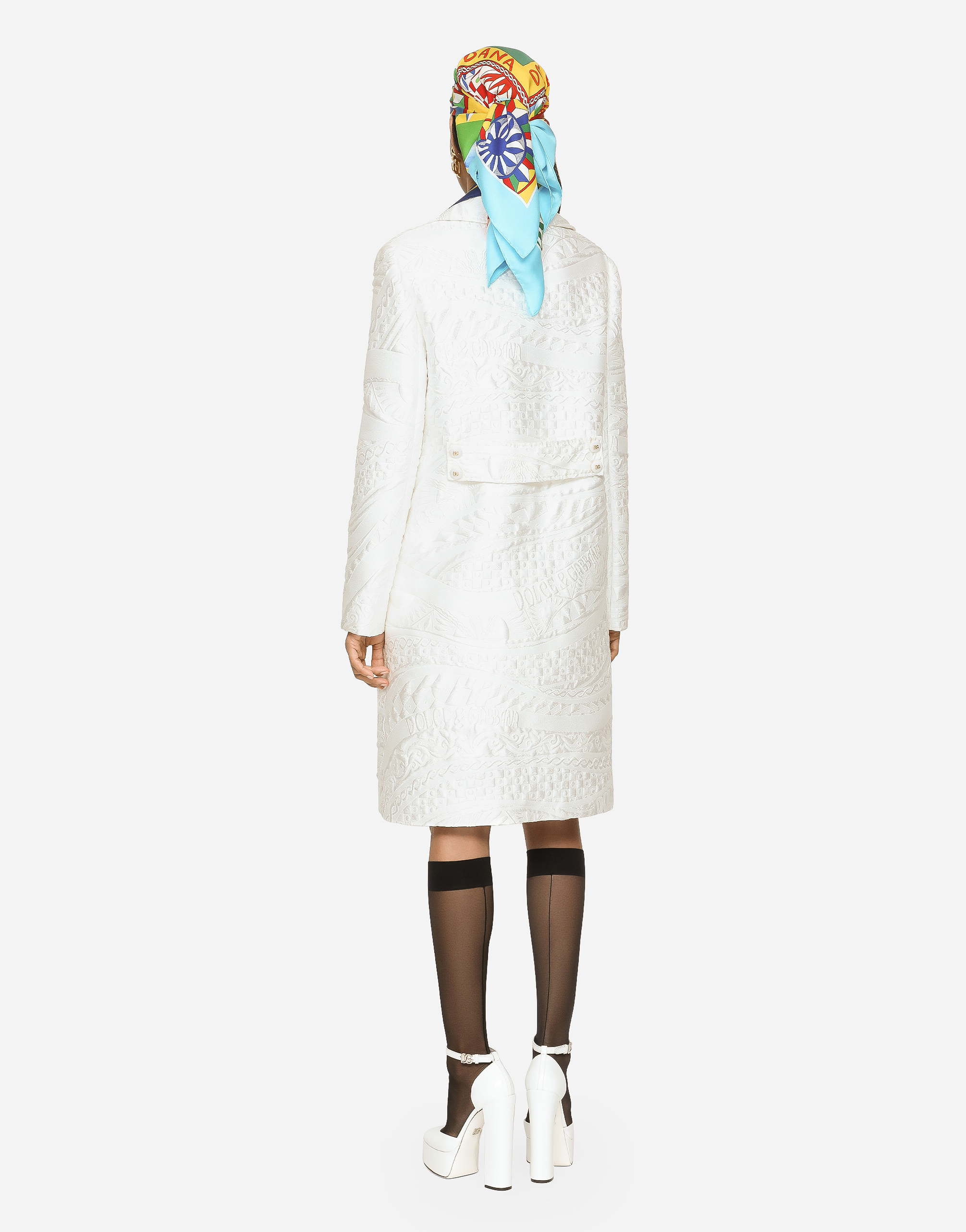 Dolce & Gabbana Cappotto In Broccato Con Bottoni Logo Dg In White