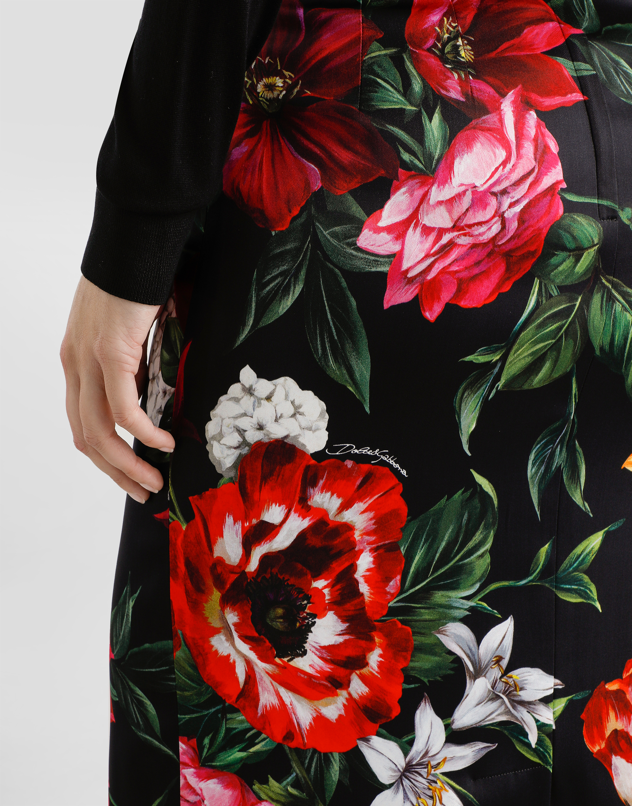 Flower-print satin skirt