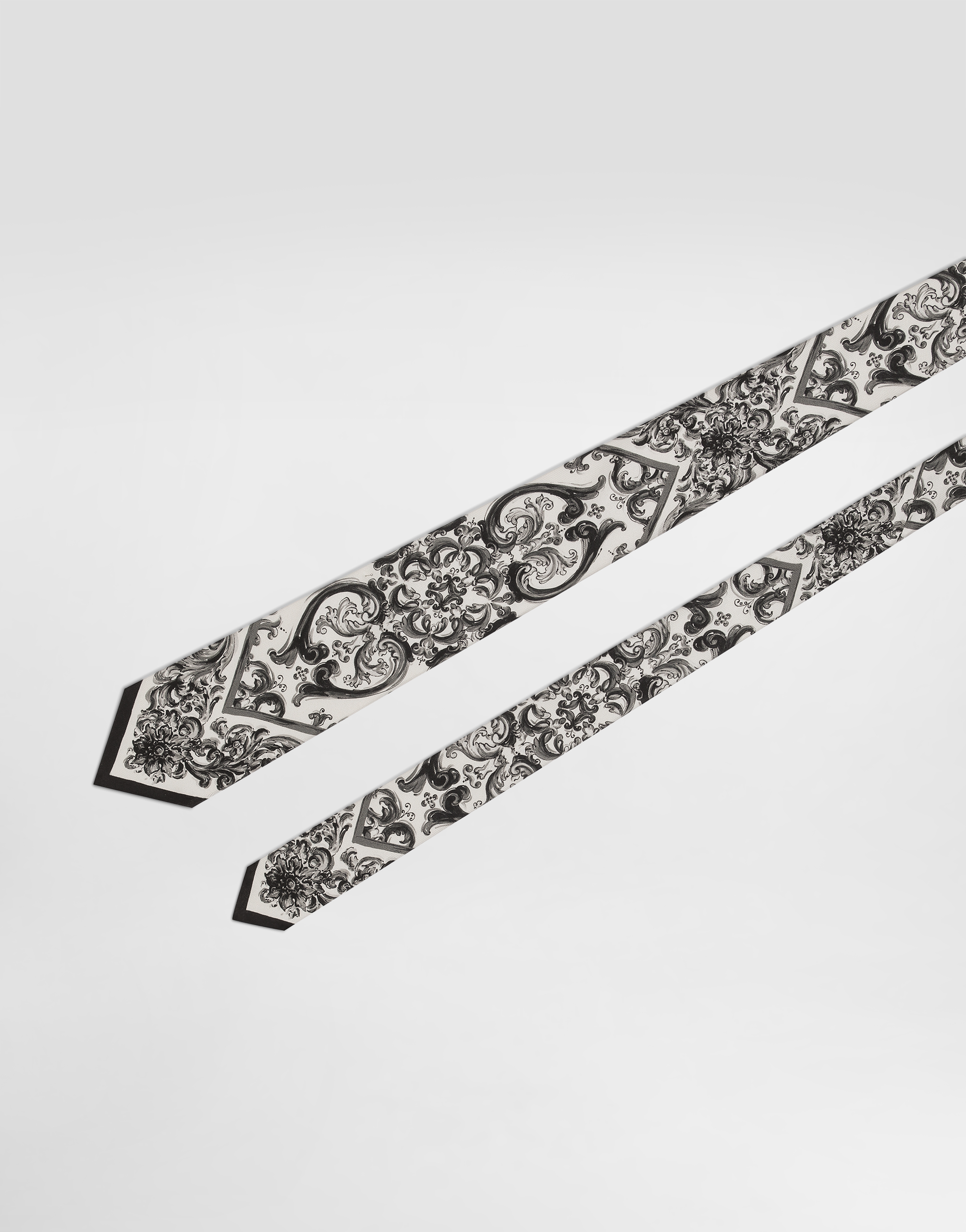 Majolica-print silk twill tie