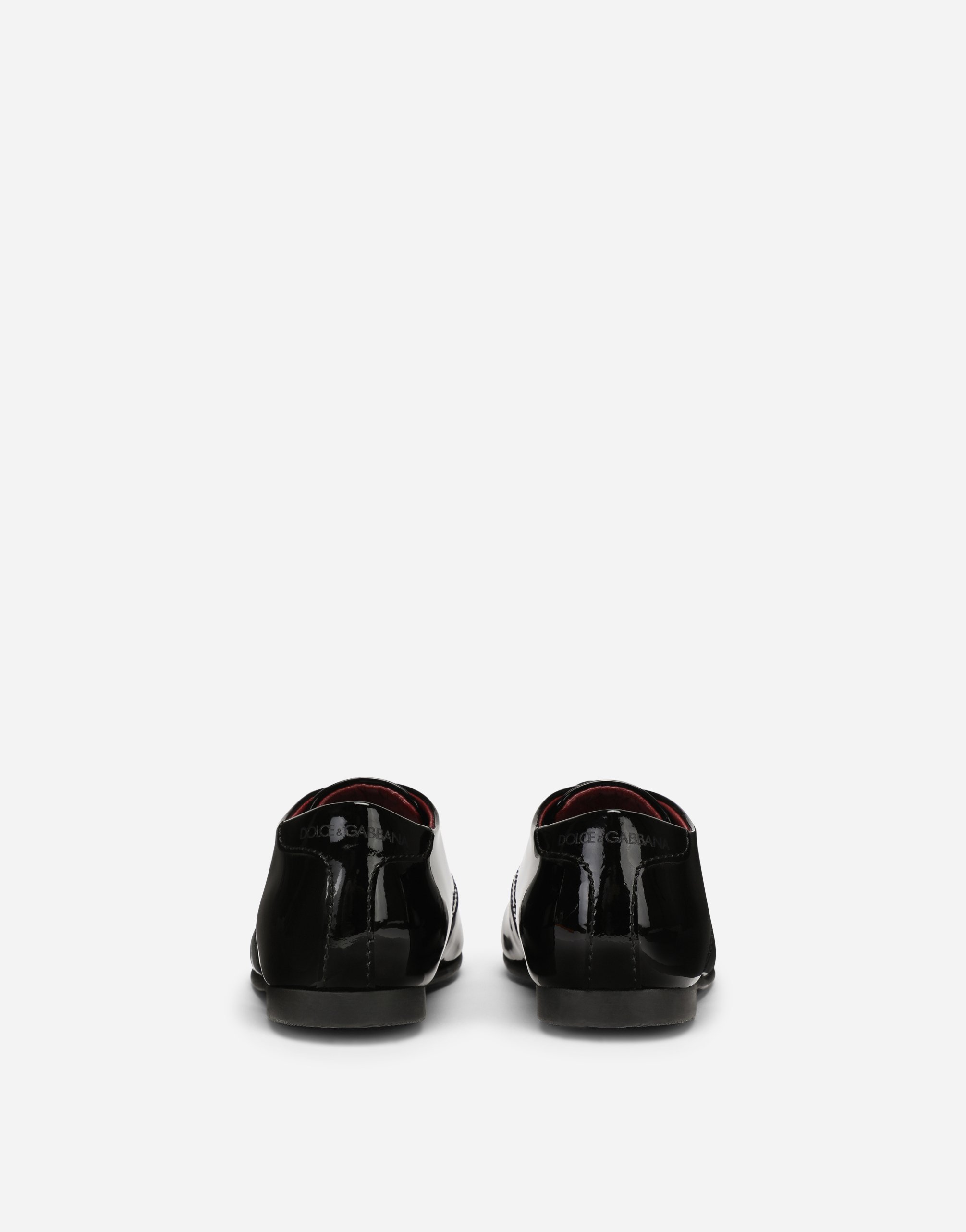 Patent leather derby shoes with logo