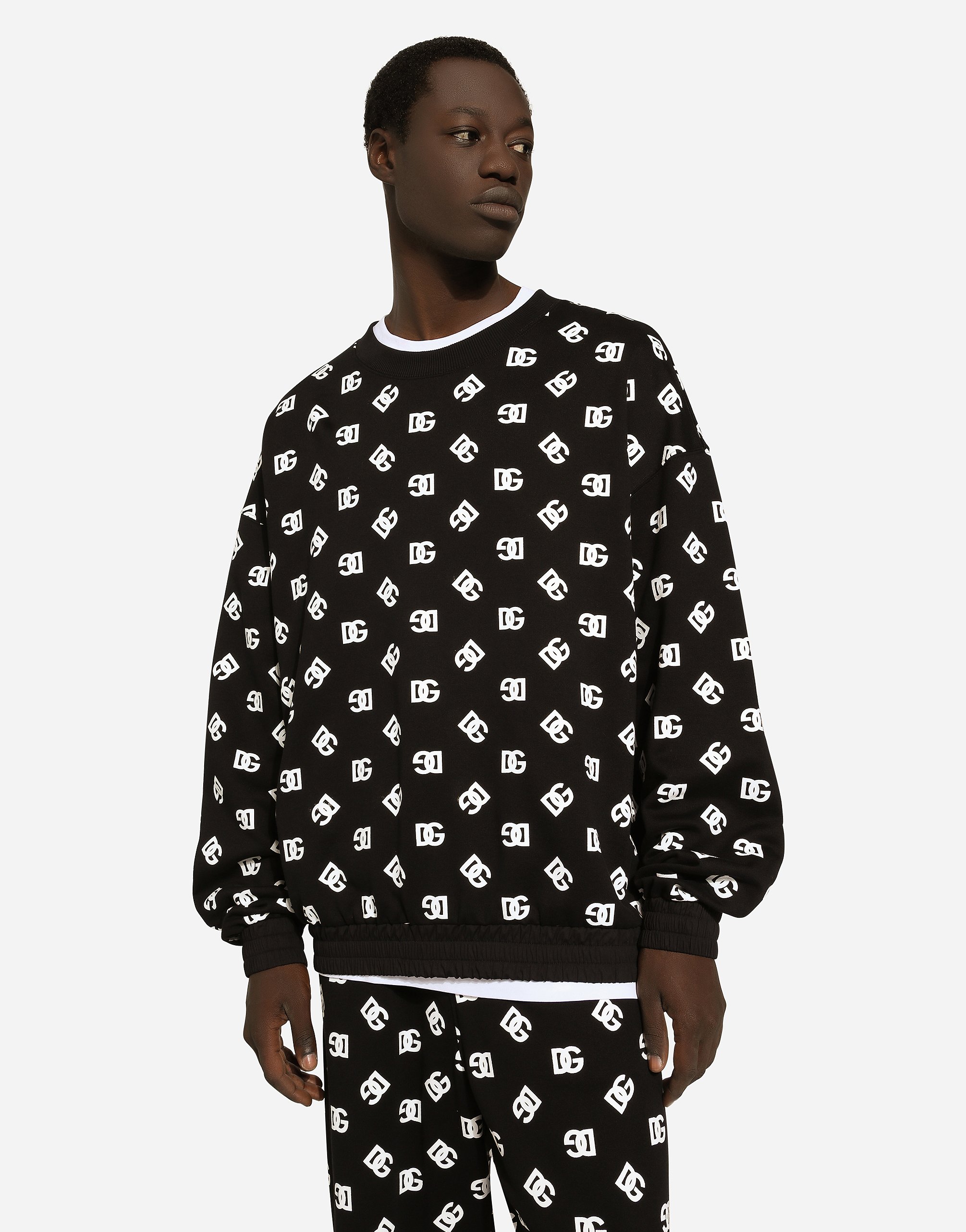 Shop Dolce & Gabbana Round-neck Sweatshirt With Dg Monogram Print In Black