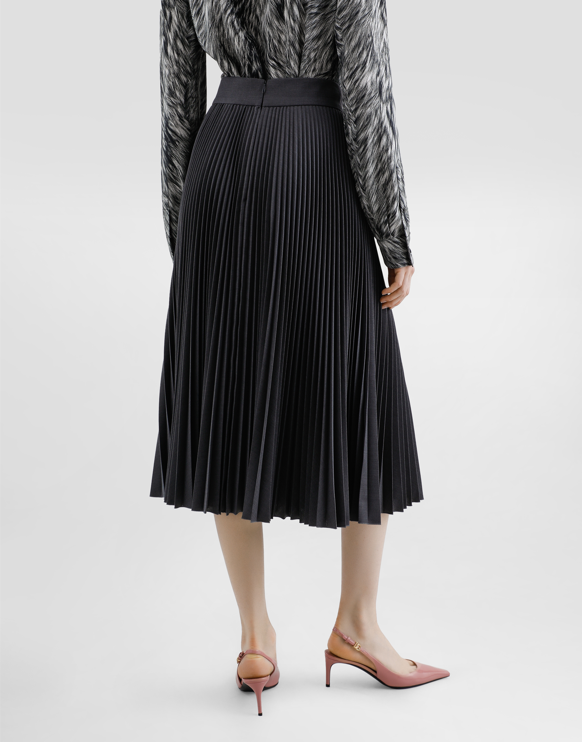 Pleated woolen calf-length circle skirt
