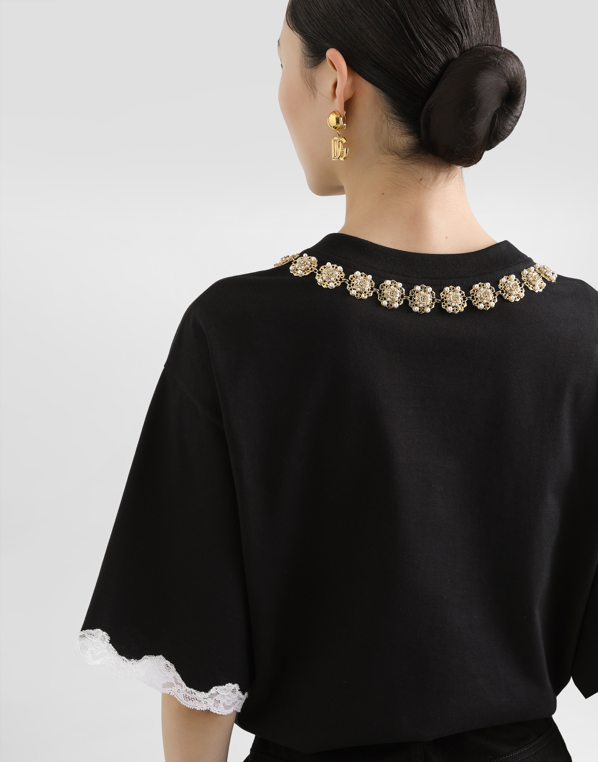  Dolce & Gabbana Jersey T-shirt With Embroidery And Jewel Chains - Woman T-shirts And Sweatshirts Black Xs 