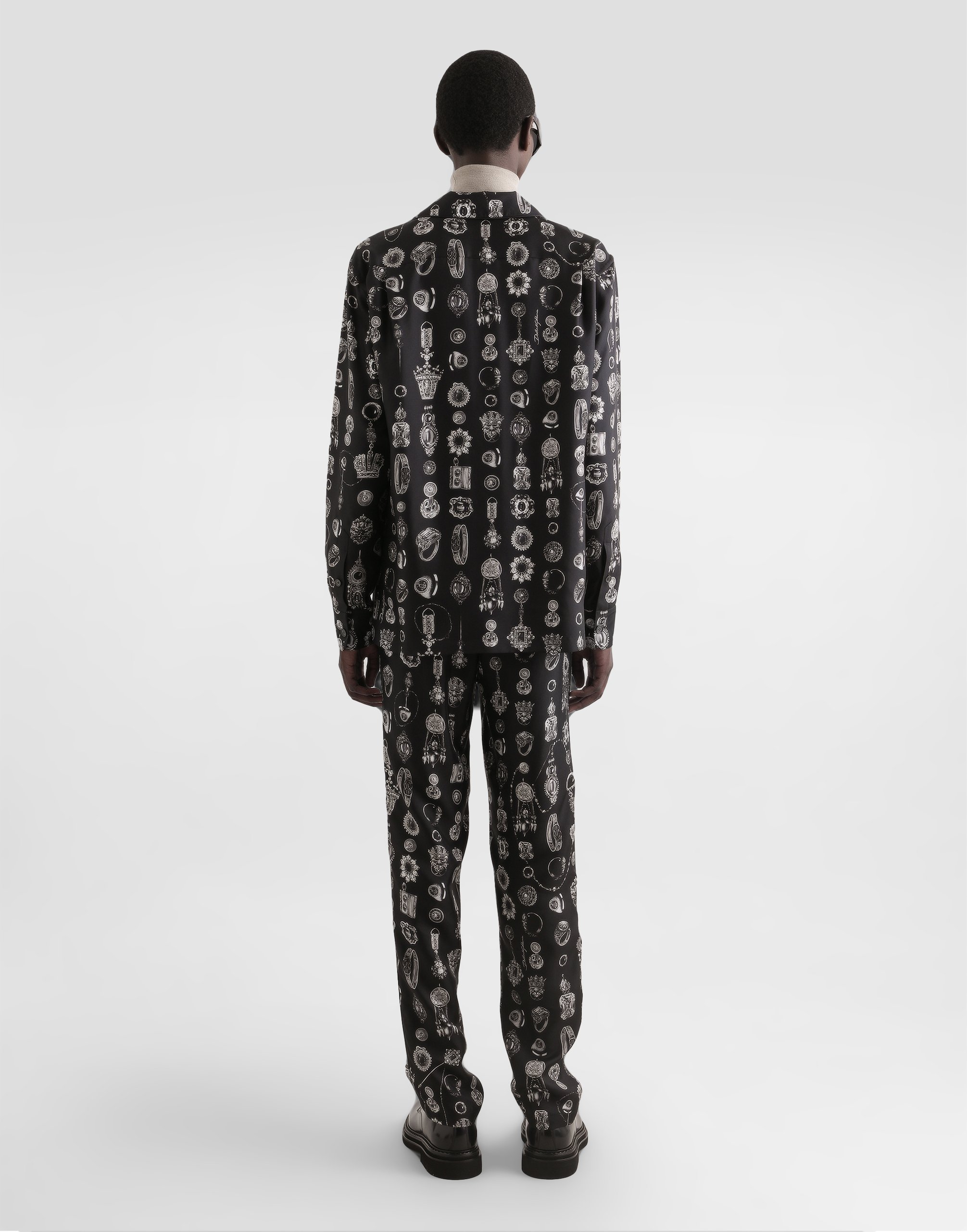 Cashmere turtleneck pullover