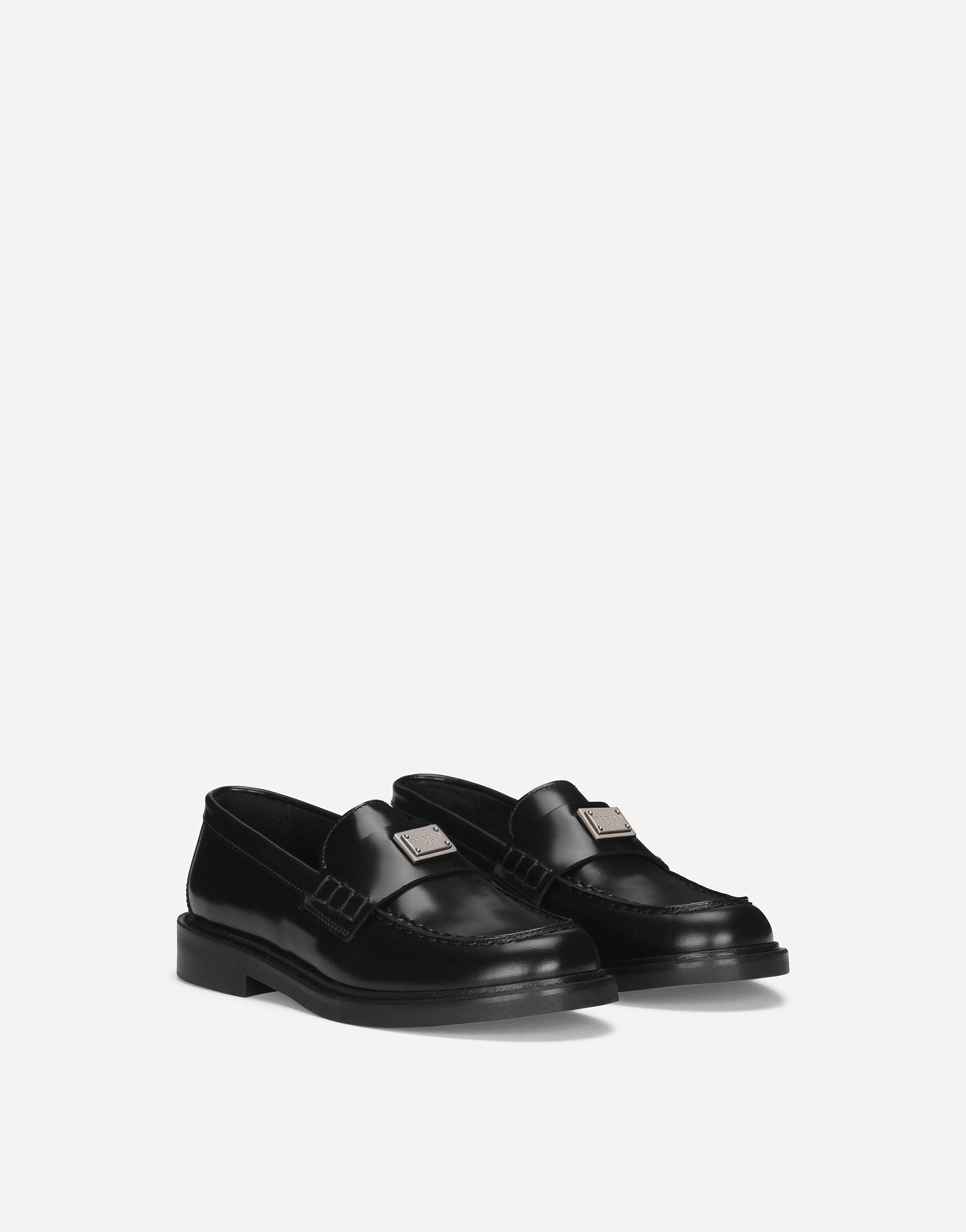 Shop Dolce & Gabbana Calfskin Loafers In ブラック
