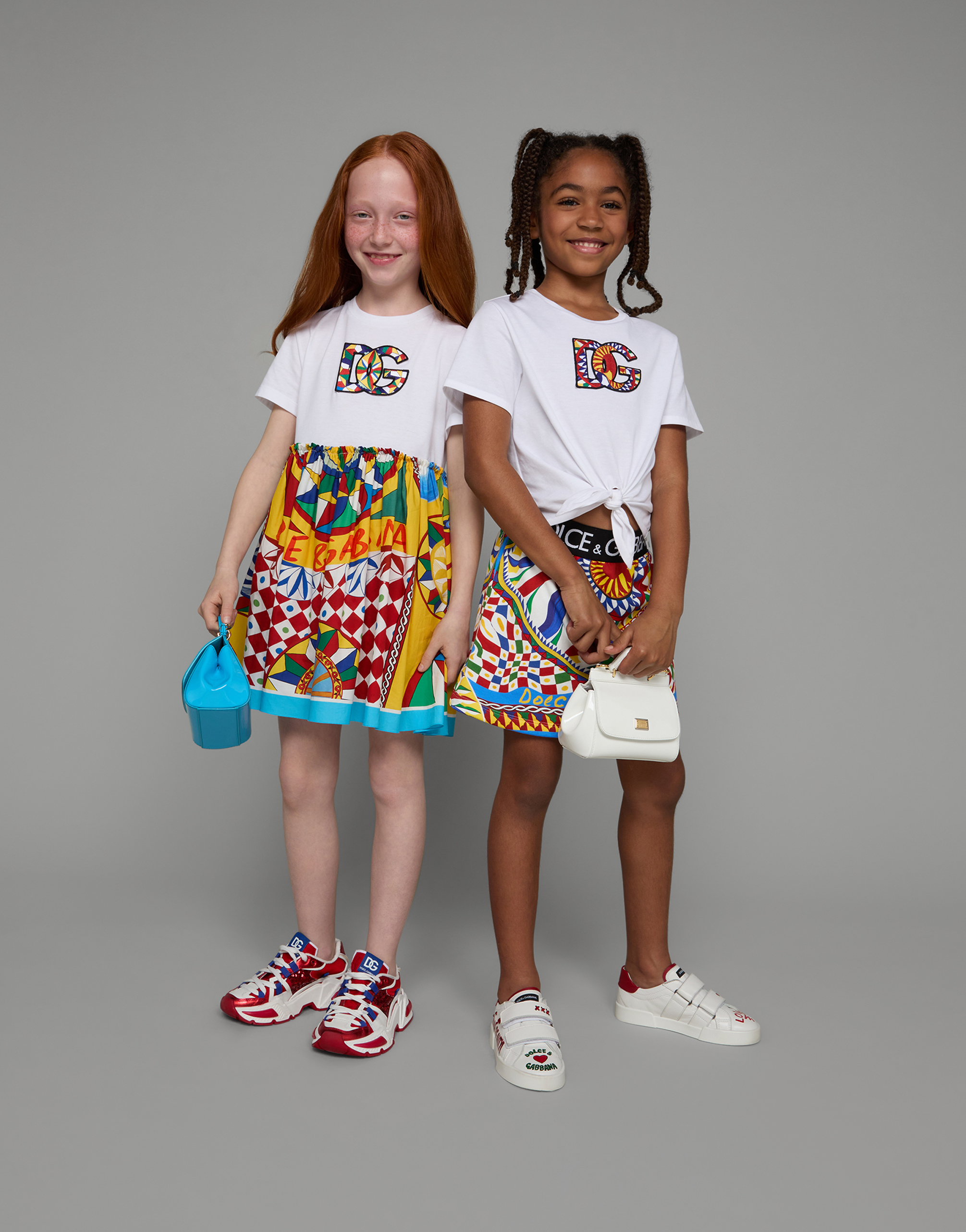 DOLCE & GABBANA JERSEY T-SHIRT WITH CARRETTO-DESIGN DG PATCH AND KNOT DETAIL