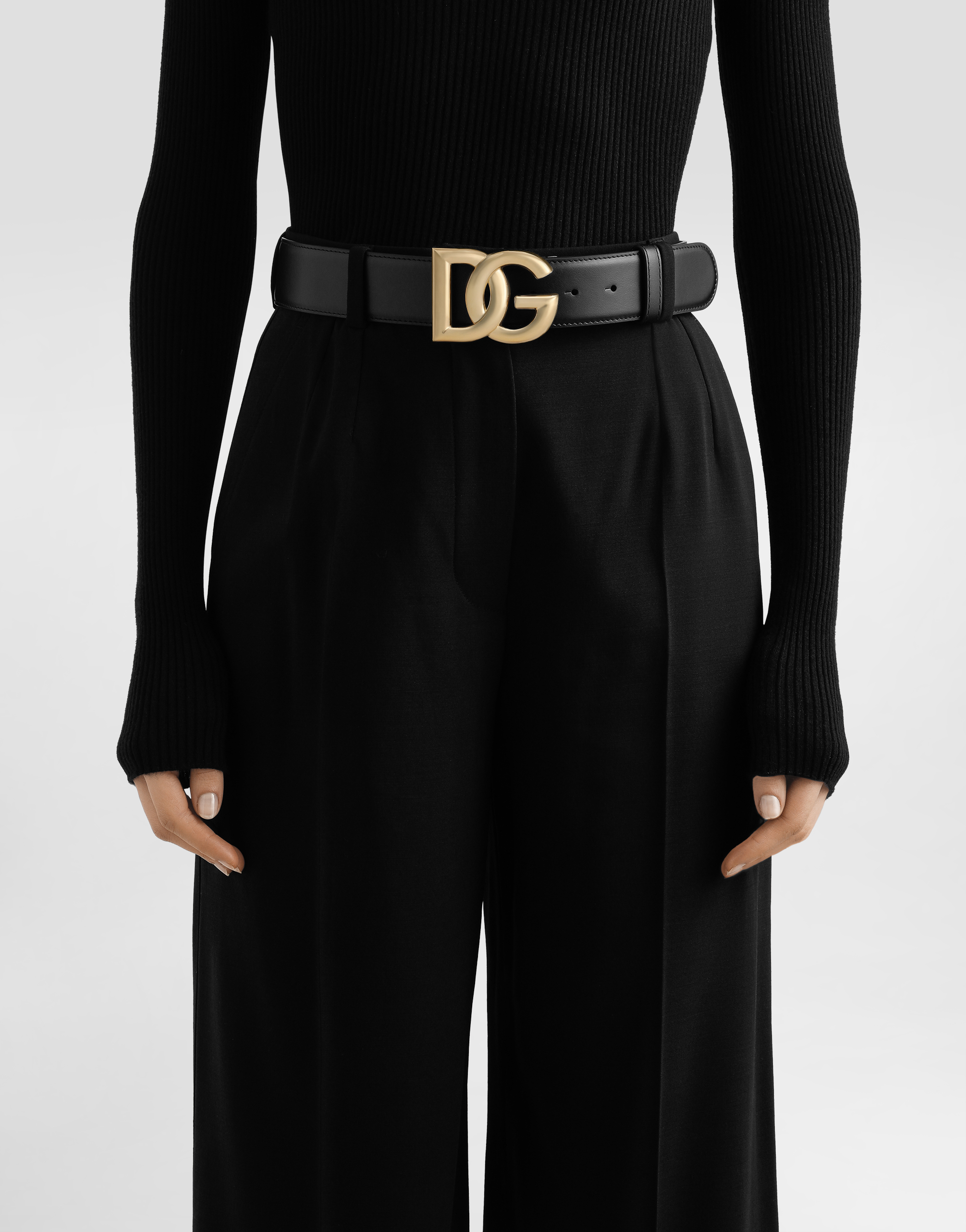 Calfskin belt with DG logo