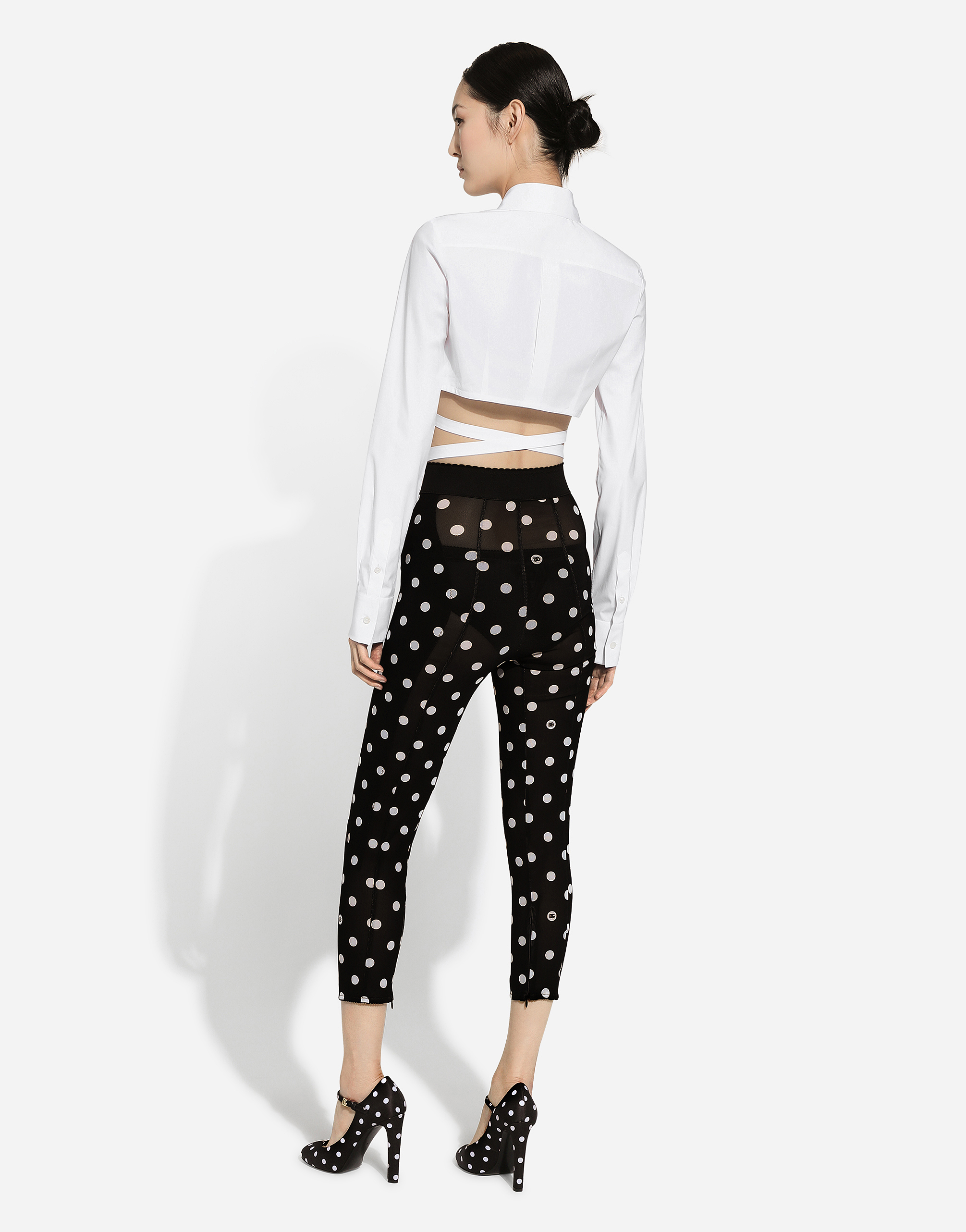 Dolce & Gabbana Criss-crossing Laces Cropped Shirt In ホワイト