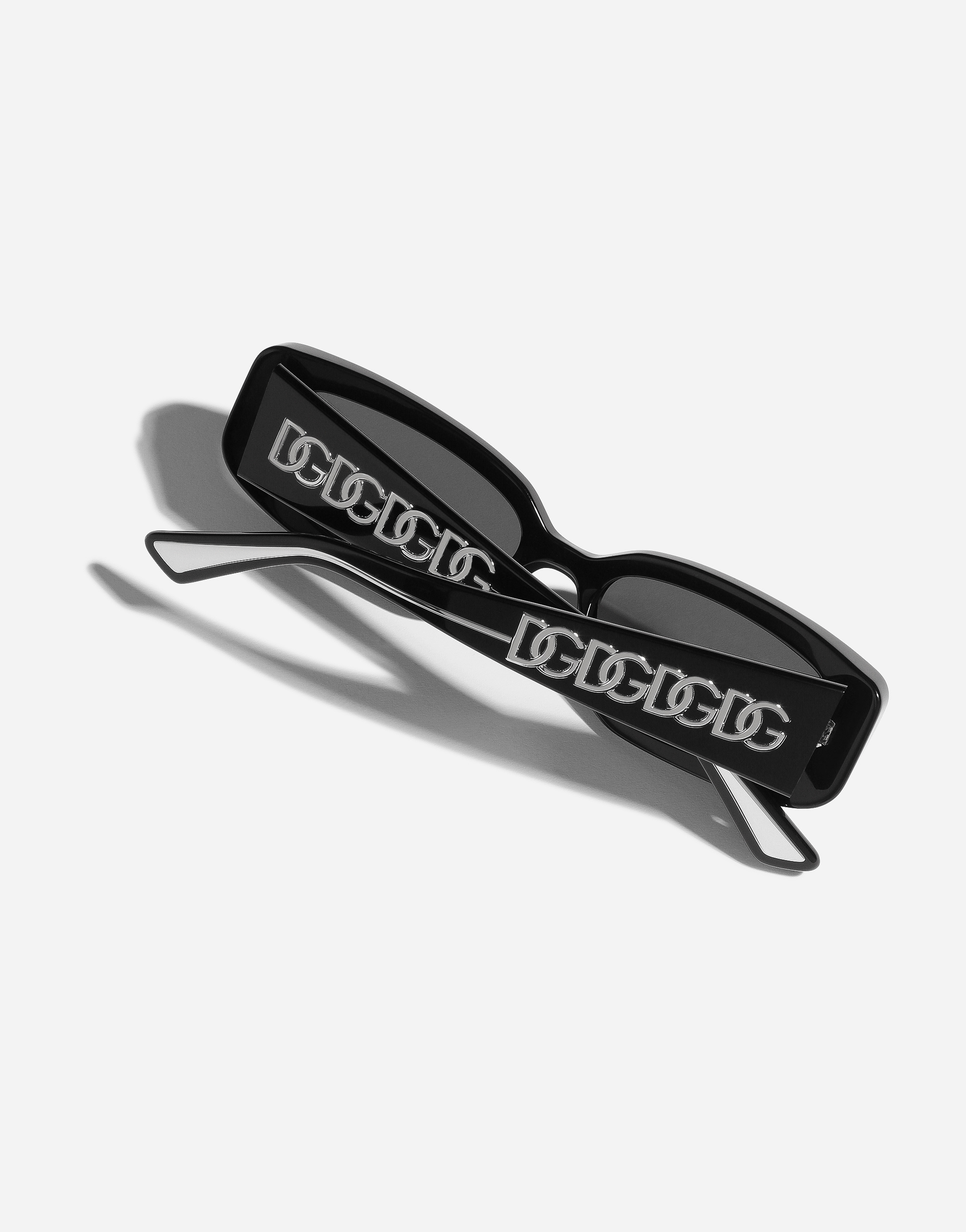 DOLCE & GABBANA DG ESSENTIALS SUNGLASSES