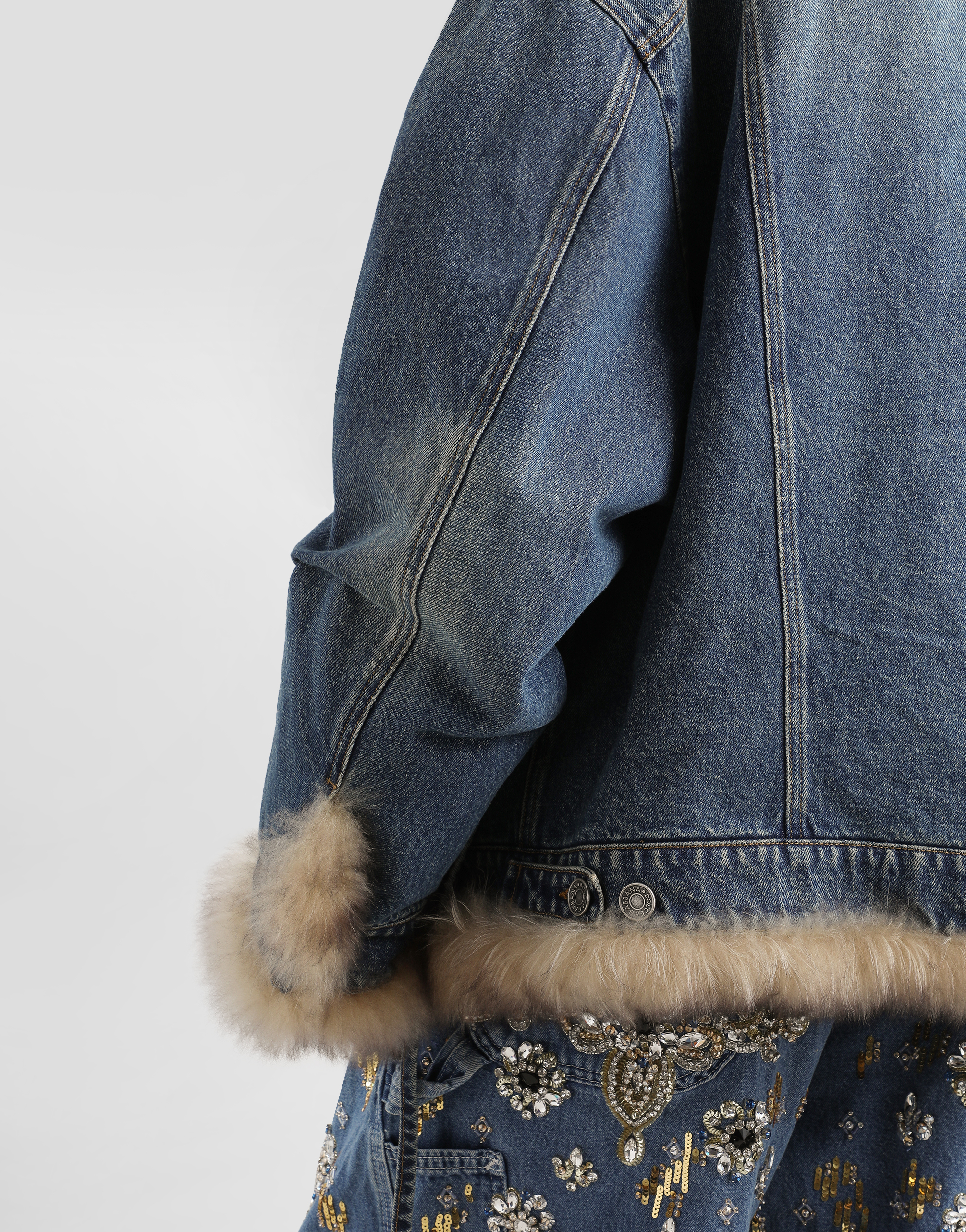 Denim jacket with fur