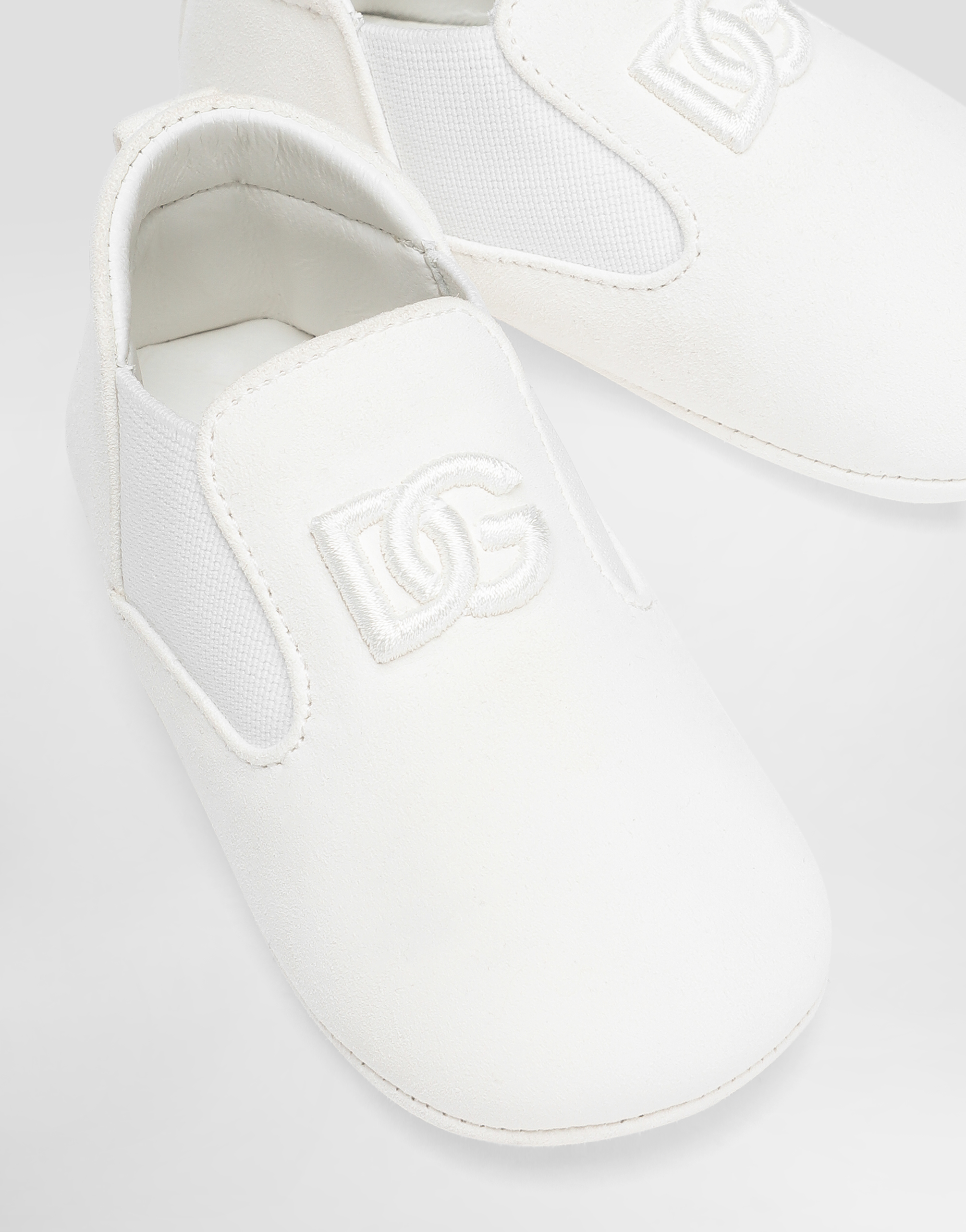 Suede slipper