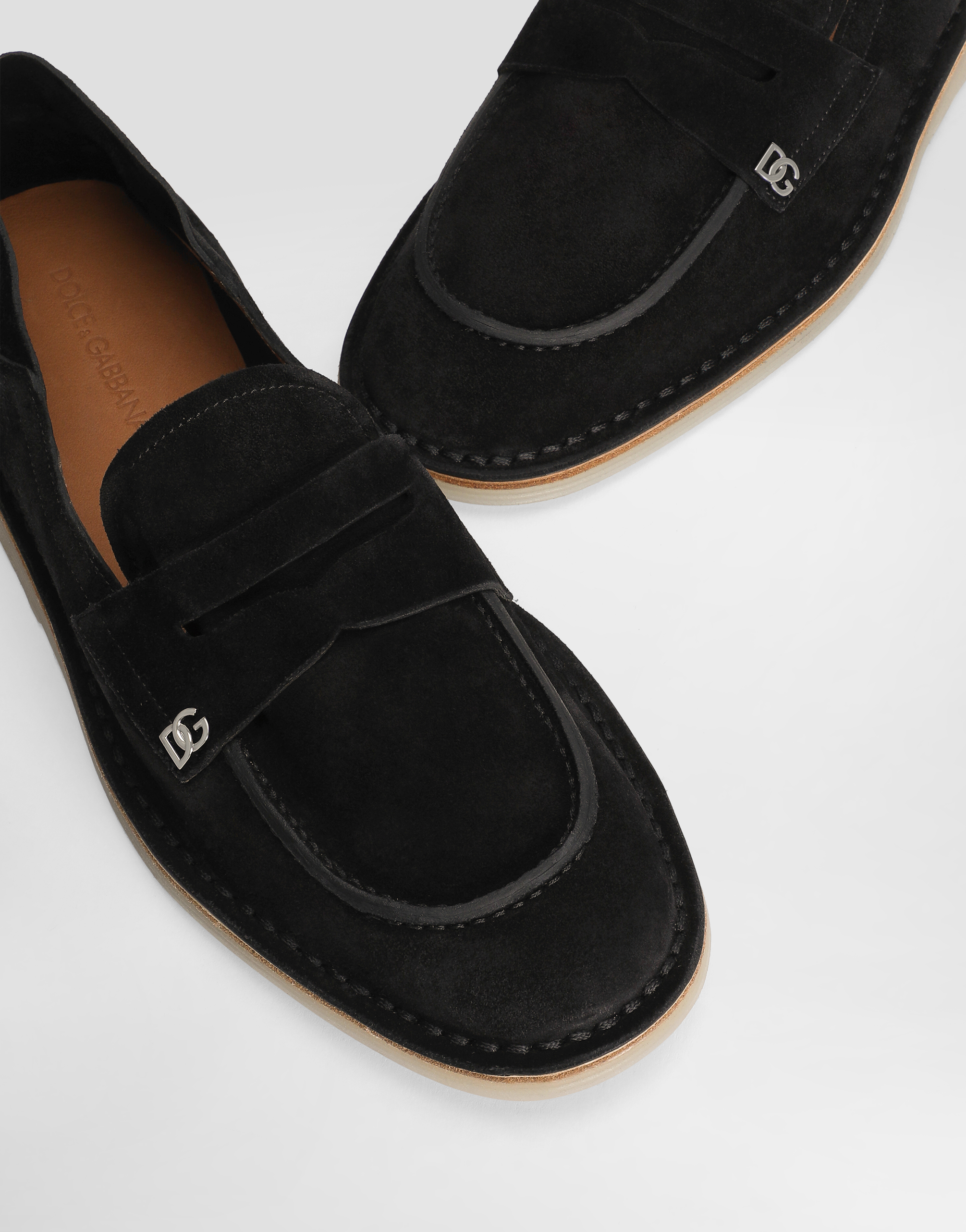 Reversed calfskin slipper
